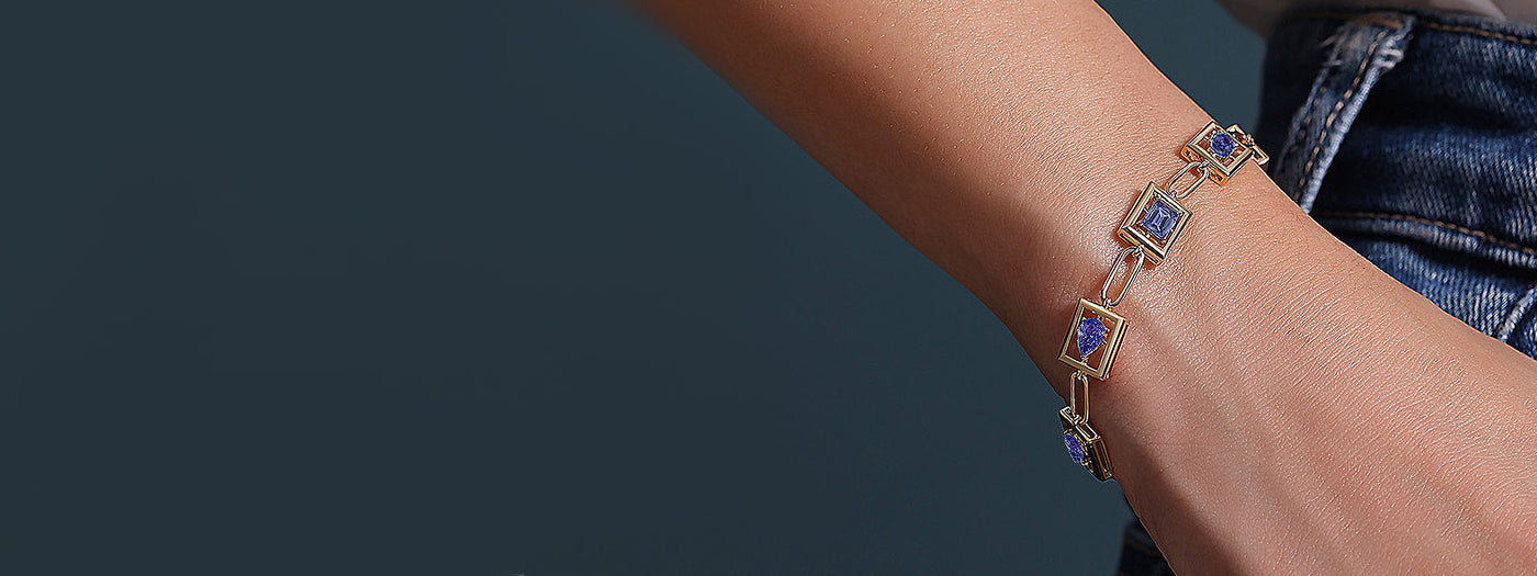 Luxury gold and gemstone bracelets by SARATTI — handcrafted pieces symbolizing beauty, strength, and meaning.