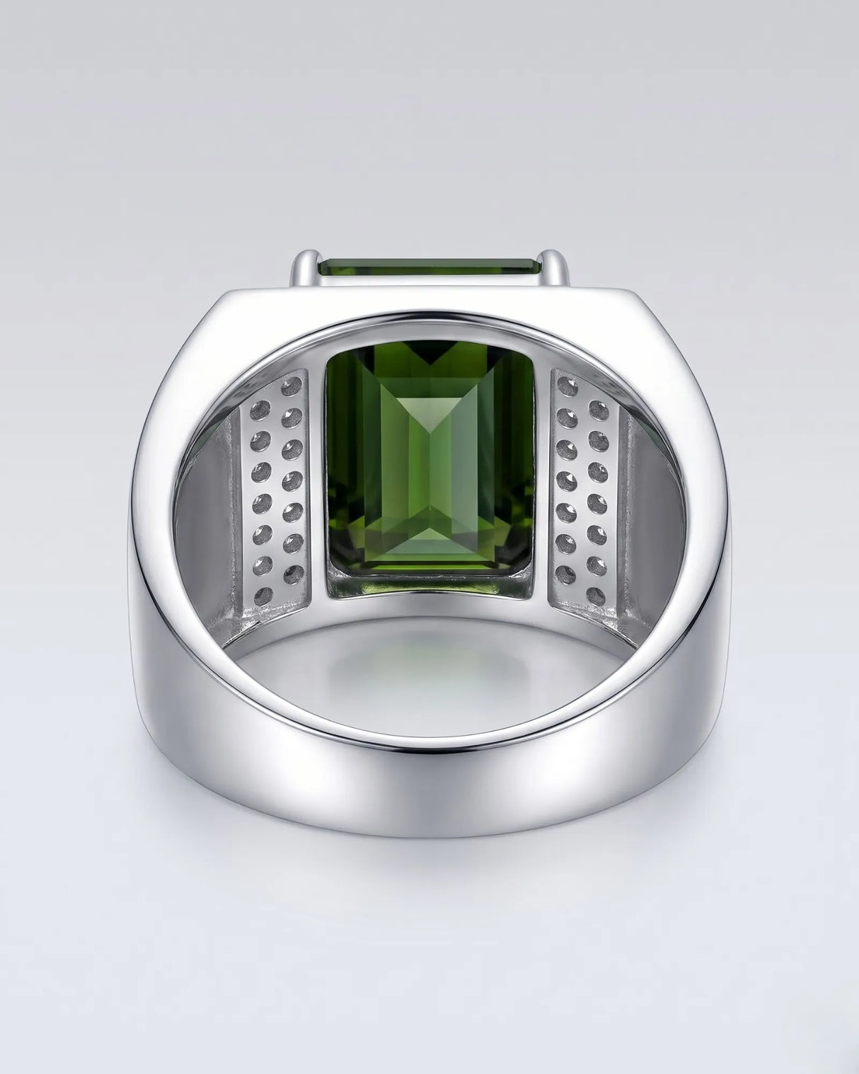 Luxury green tourmaline and diamond ring in platinum with architectural signet design | SARATTI