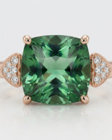 Luxury green tourmaline and diamond ring in rose gold with romantic three-stone design | SARATTI