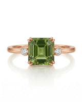 Luxury green tourmaline trilogy ring with natural diamonds in 18K rose gold | SARATTI