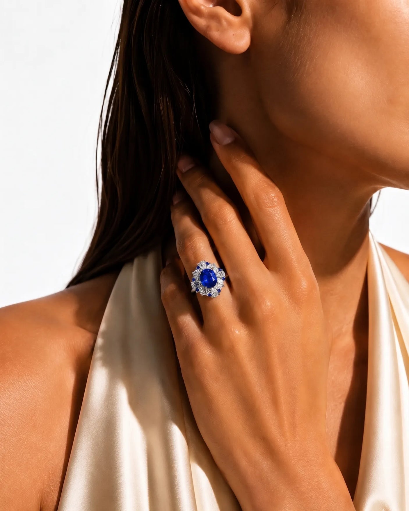 Luxury high jewelry sapphire ring with heirloom diamond crown in platinum - SARATTI