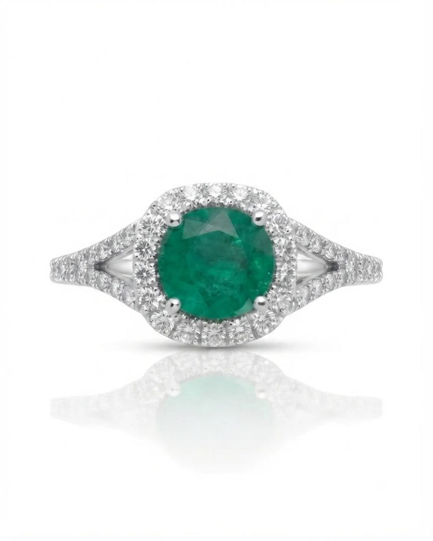 Luxury natural emerald bridal set with moissanite split-shank detailing in white gold | SARATTI