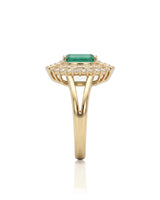 Luxury natural emerald ring with diamond halo in 18K Yellow Gold | SARATTI