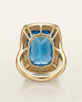 Luxury natural topaz and diamond statement ring with monumental proportions in 18K yellow gold - SARATTI