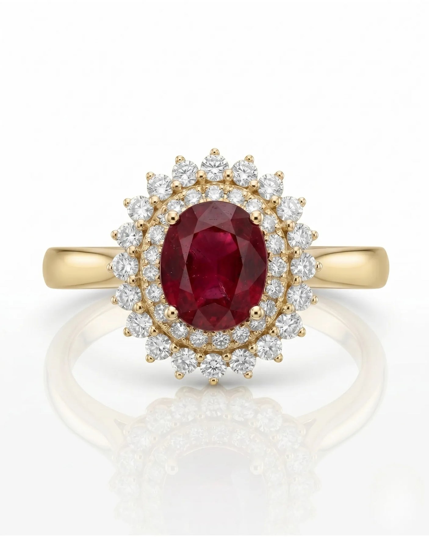 Luxury oval ruby halo ring with brilliant diamonds in refined yellow gold - SARATTI
