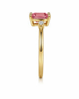 Luxury pink tourmaline trilogy ring with natural diamonds in 18K yellow gold | SARATTI
