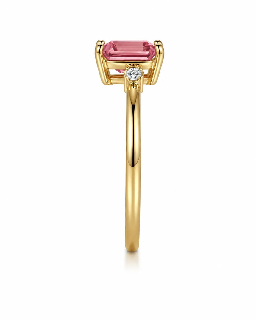 Luxury pink tourmaline trilogy ring with natural diamonds in 18K yellow gold | SARATTI