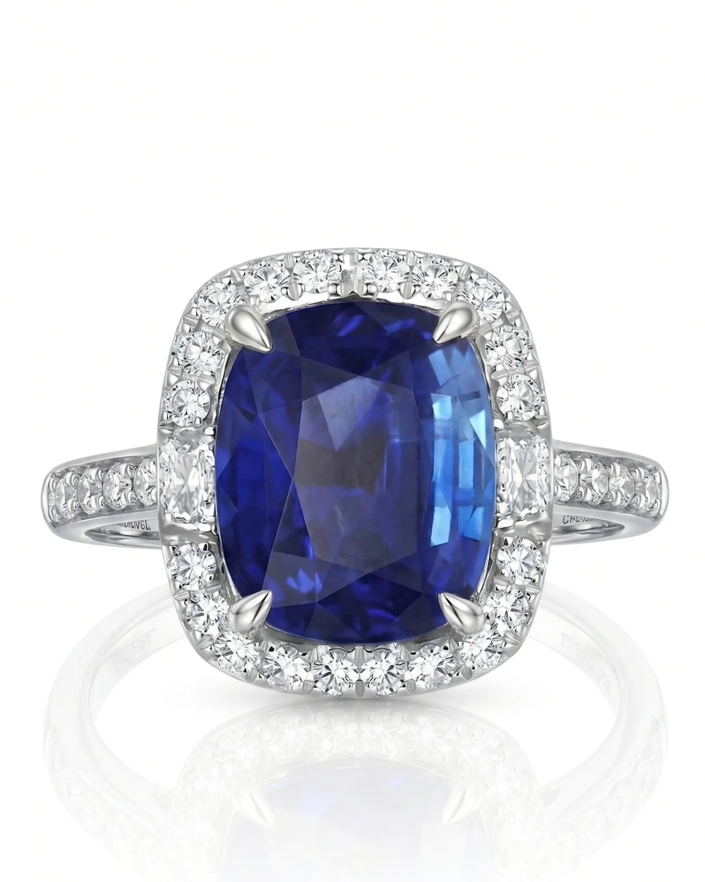 Luxury royal blue sapphire ring with diamond shoulders in 18K white gold | SARATTI