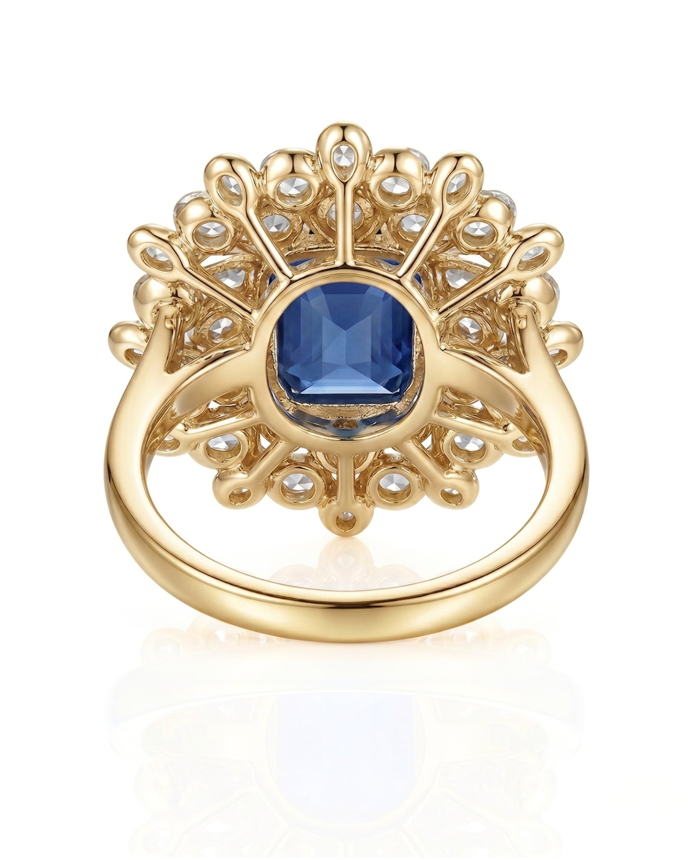Luxury sapphire cocktail ring with ornate diamond halo in 18K yellow gold | SARATTI