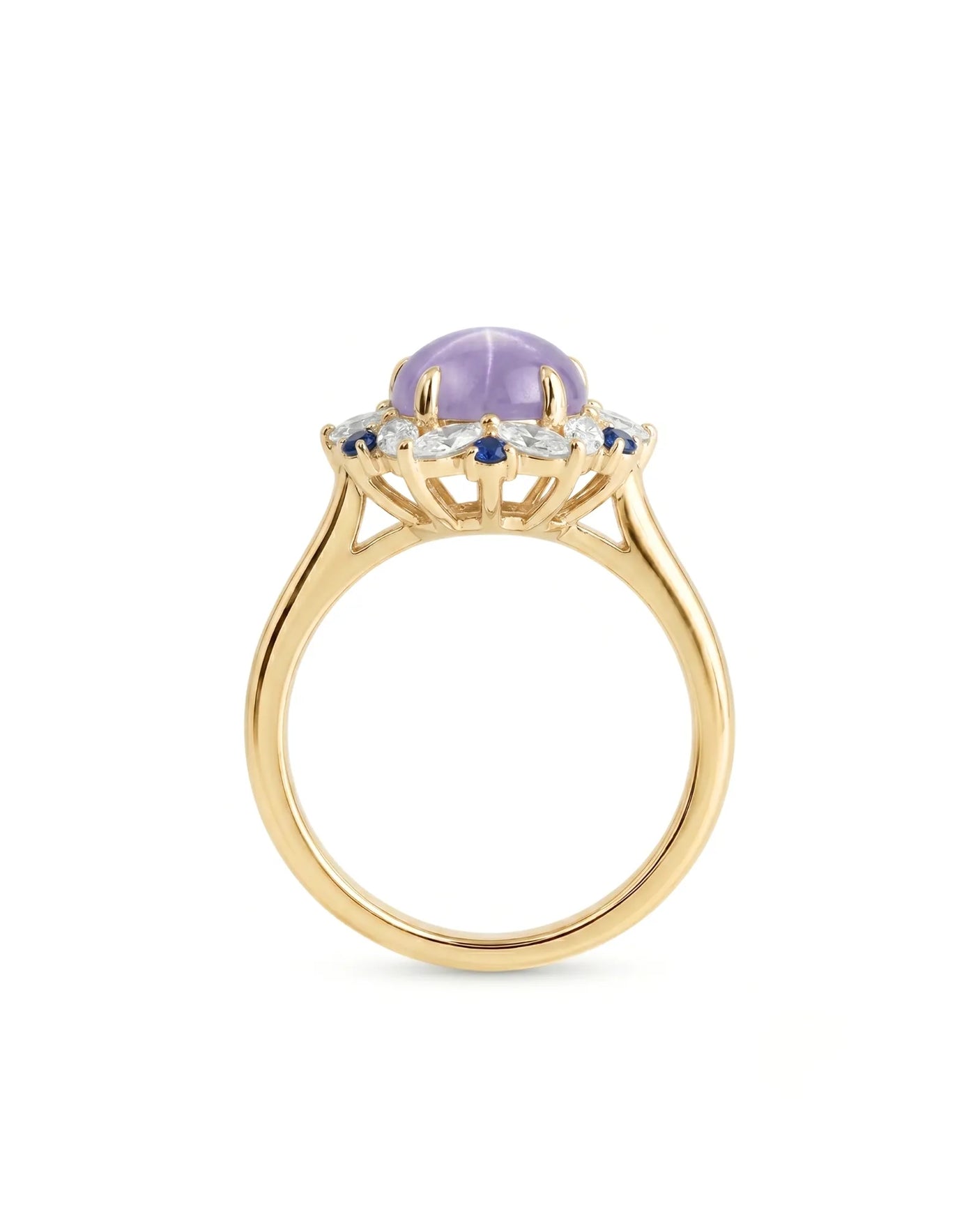 Luxury star sapphire ring with diamonds and blue sapphires in 18K yellow gold | SARATTI