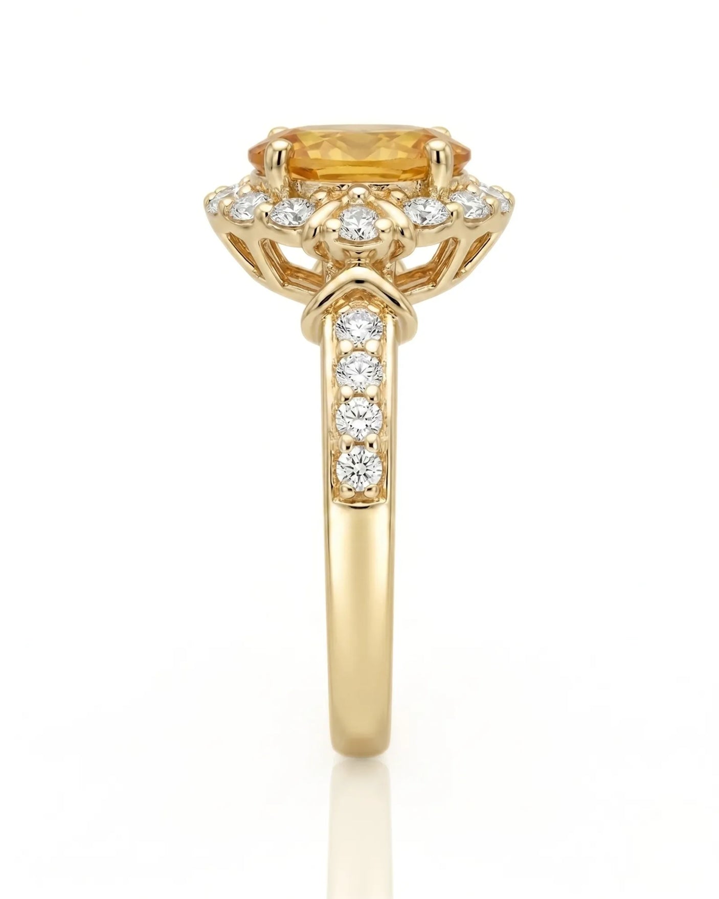 Luxury yellow sapphire diamond ring crafted in rich 18K yellow gold | SARATTI