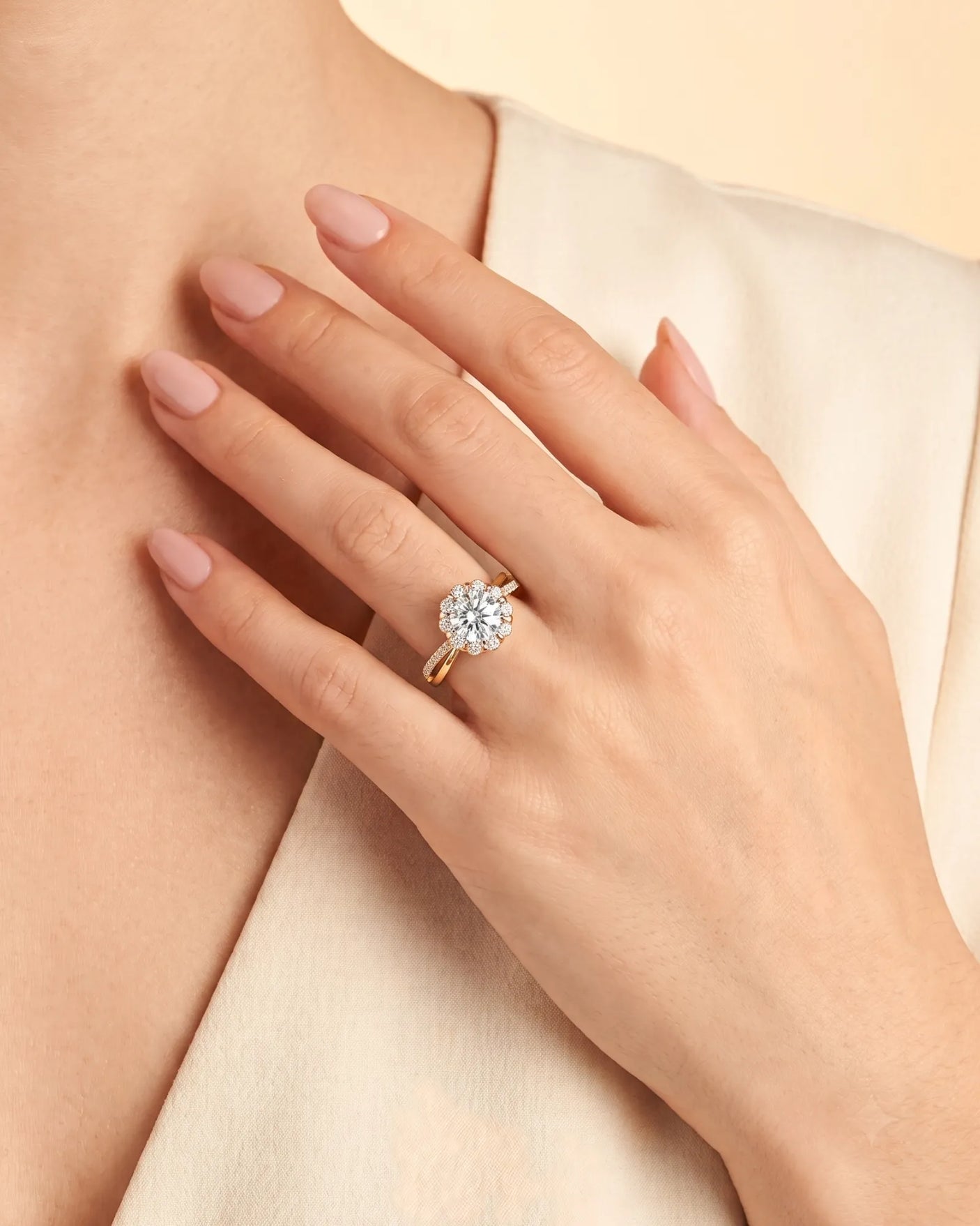 Merida – Sweet Serenity Natural Round Diamond Floral Halo Ring