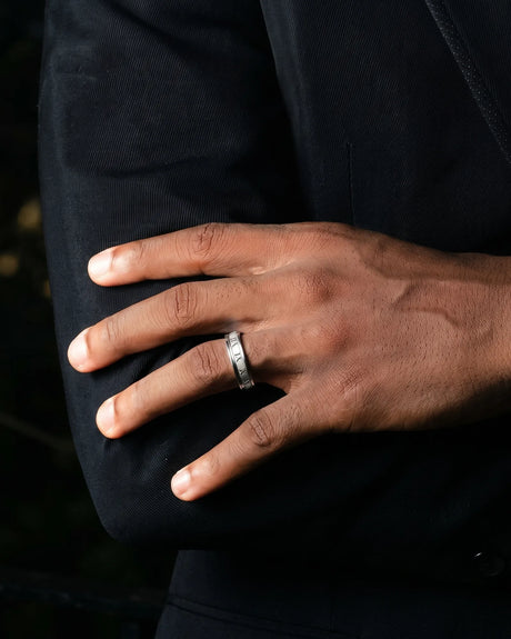 Eternum Roman Wedding Band