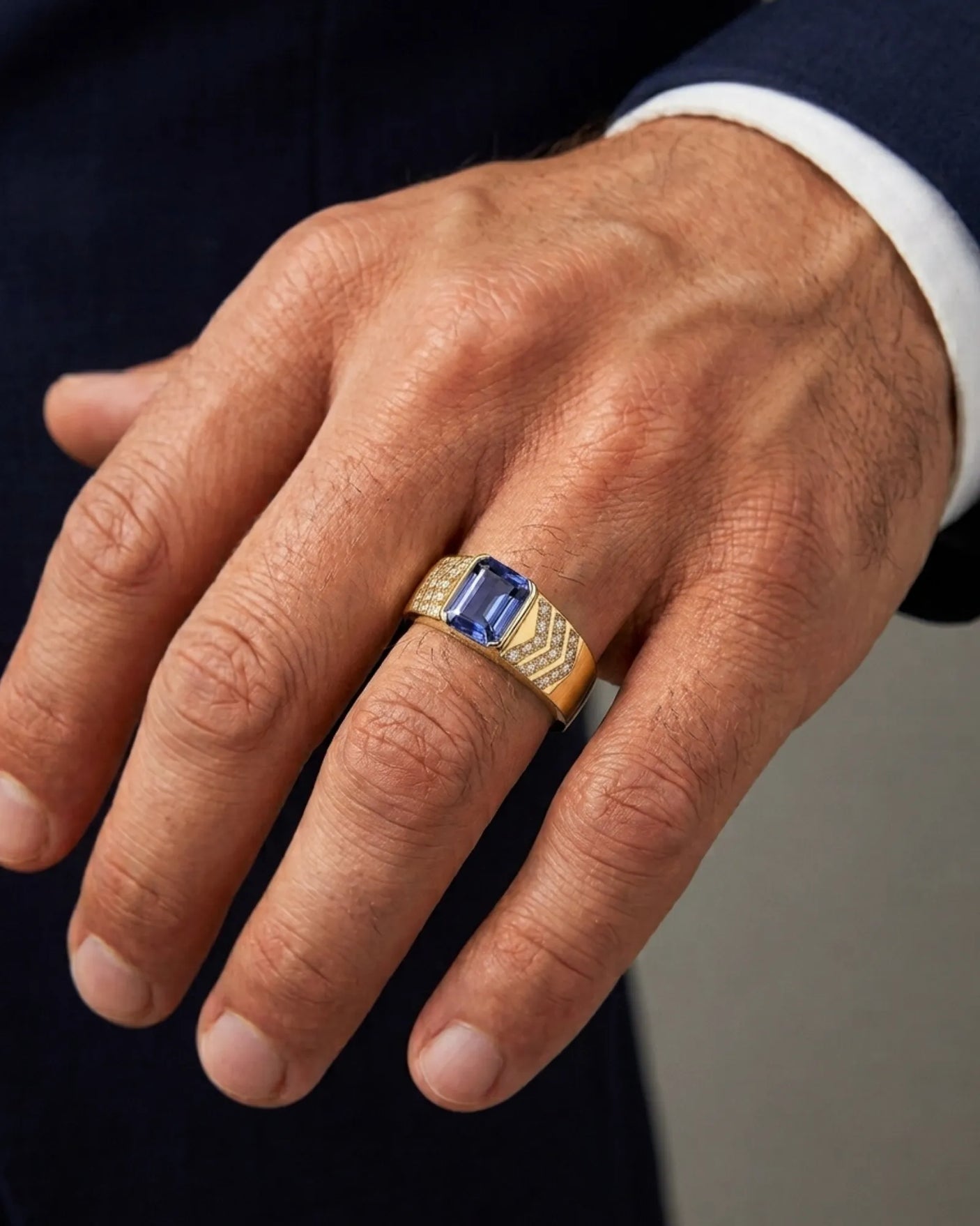 Valerian Tanzanite Diamond Ring