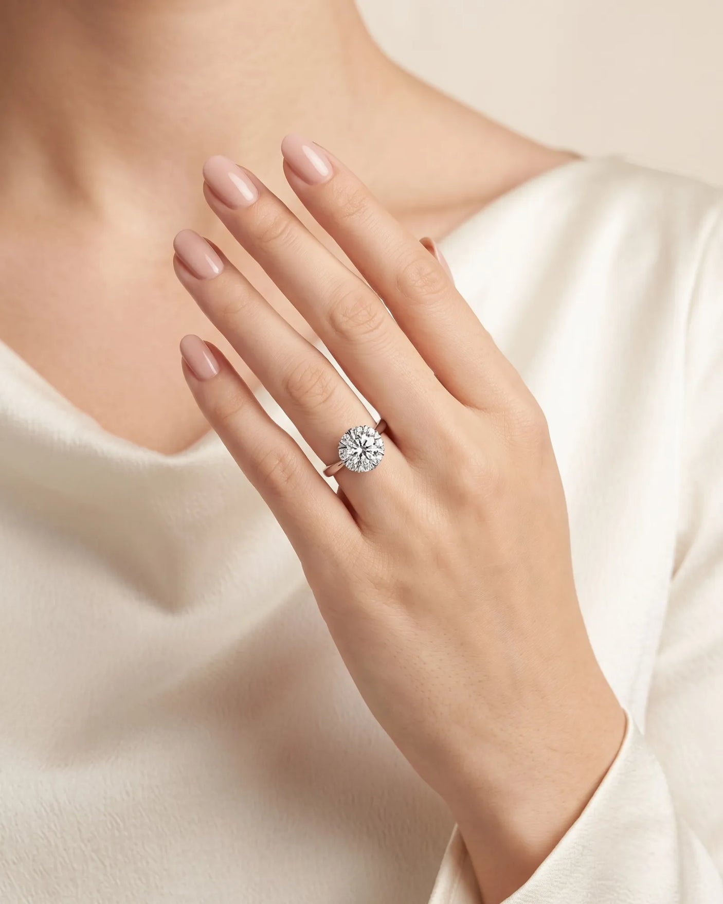 Sadi – Celestial Glow Natural Round Diamond Star Halo Ring