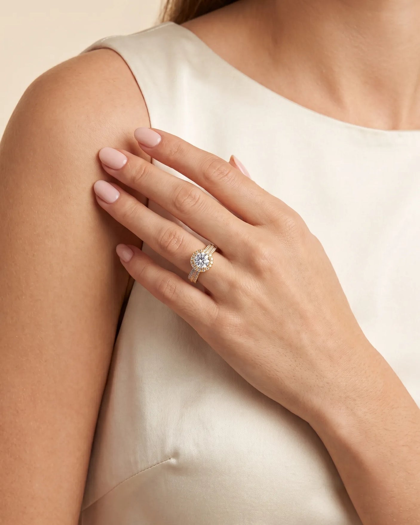 Yumi – Lumina Crown Natural Round Diamond Halo Engagement Ring