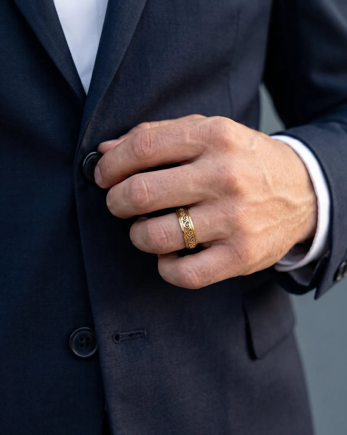 Aurelian Scroll Wedding Band