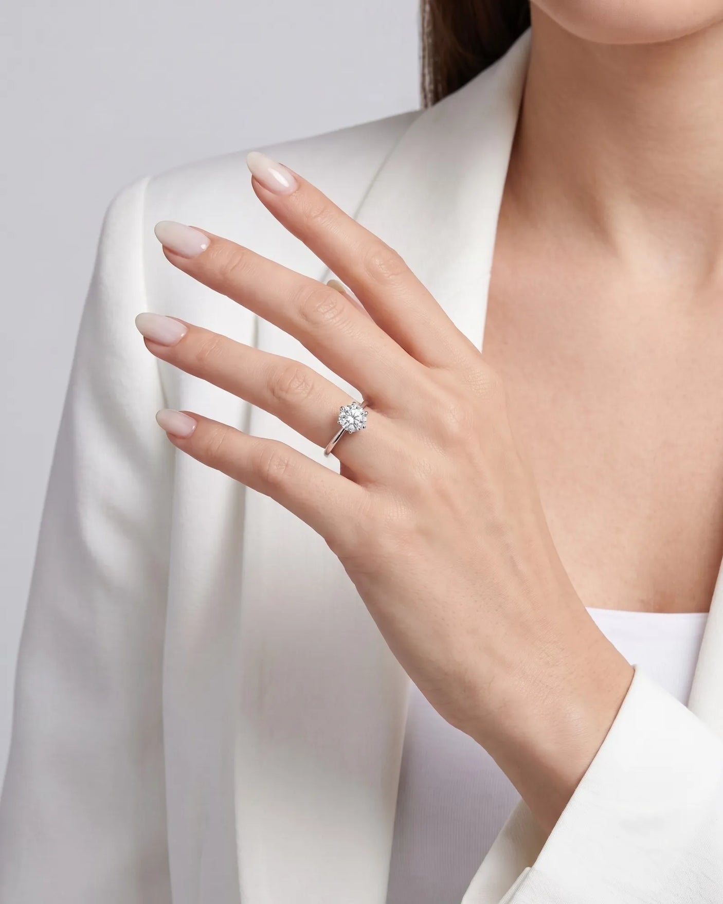 Becky – Natural Round Diamond Solitaire Ring