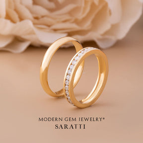 Yellow Gold Wedding Band Set against Rose Background | Modern Gem Jewelry  | Saratti 