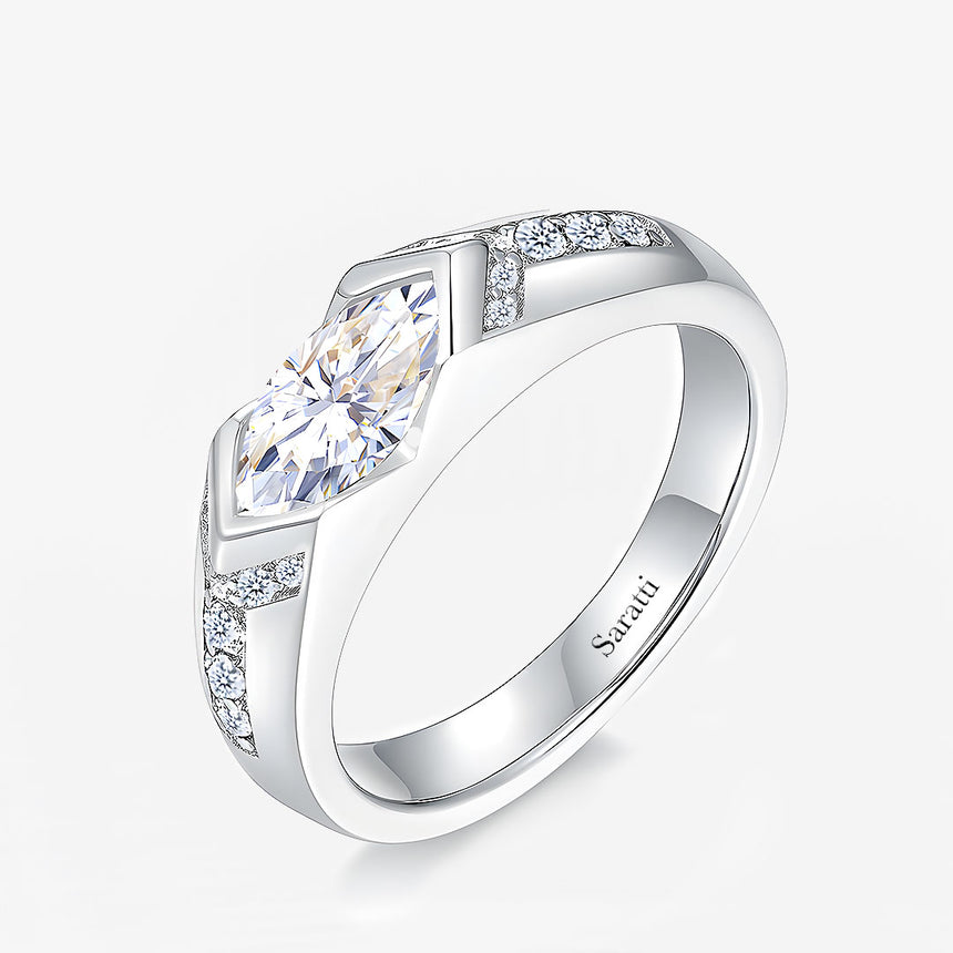 Marquise Cut Diamond Ring | Saratti