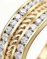 Men’s wedding band for marriage with rope motif and diamonds in 18K yellow gold | SARATTI