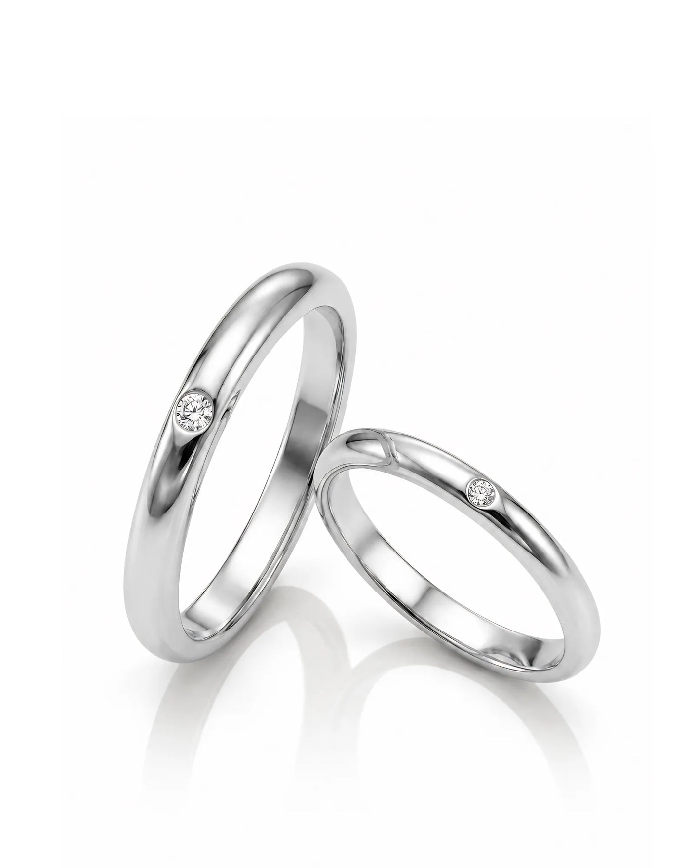 Minimal bezel set natural diamond ring in Platinum | SARATTI