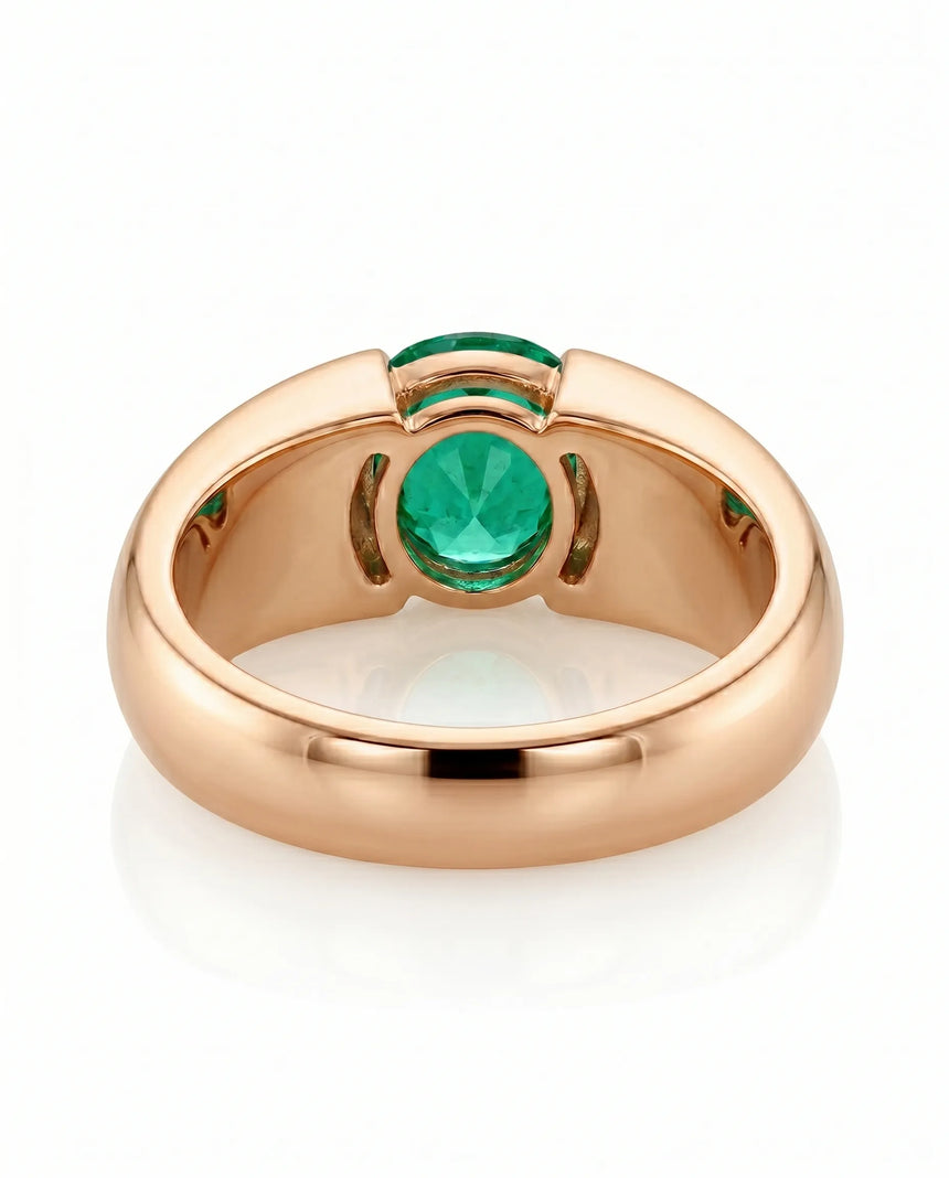 Minimal emerald statement ring in 18K rose gold | SARATTI
