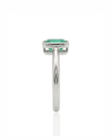 Minimal natural emerald statement ring in Platinum | SARATTI