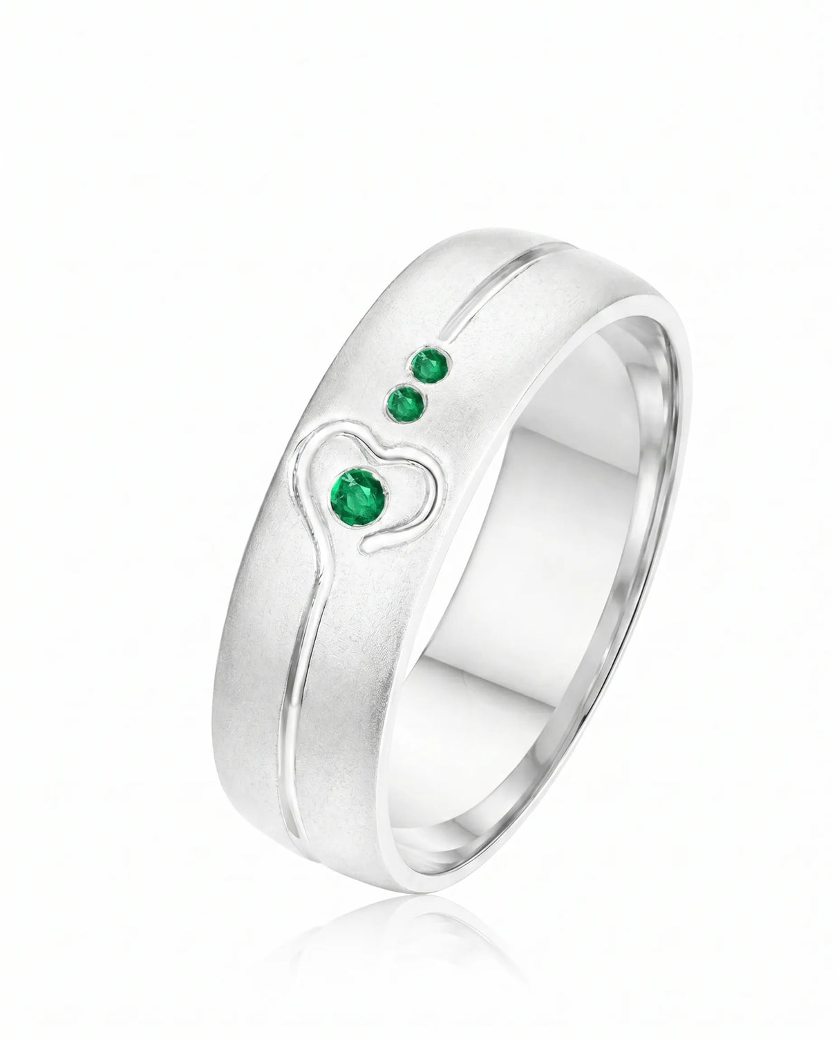 Modern emerald wide band ring in 18K white gold | SARATTI
