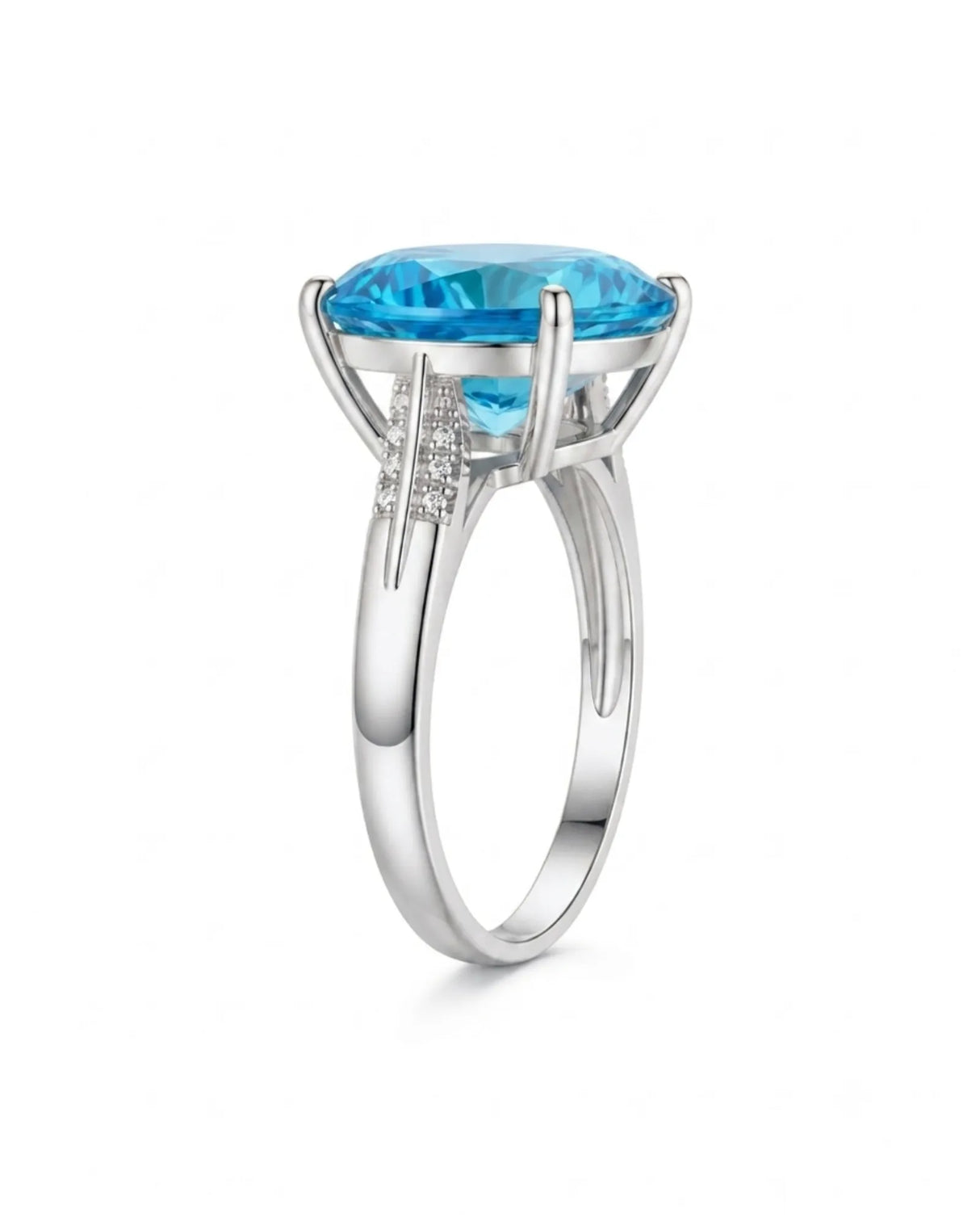 Modern round topaz statement ring with tapered split shoulders and diamonds in platinum | SARATTI