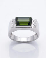 Modern signet tourmaline ring with round brilliant diamonds and refined platinum setting | SARATTI