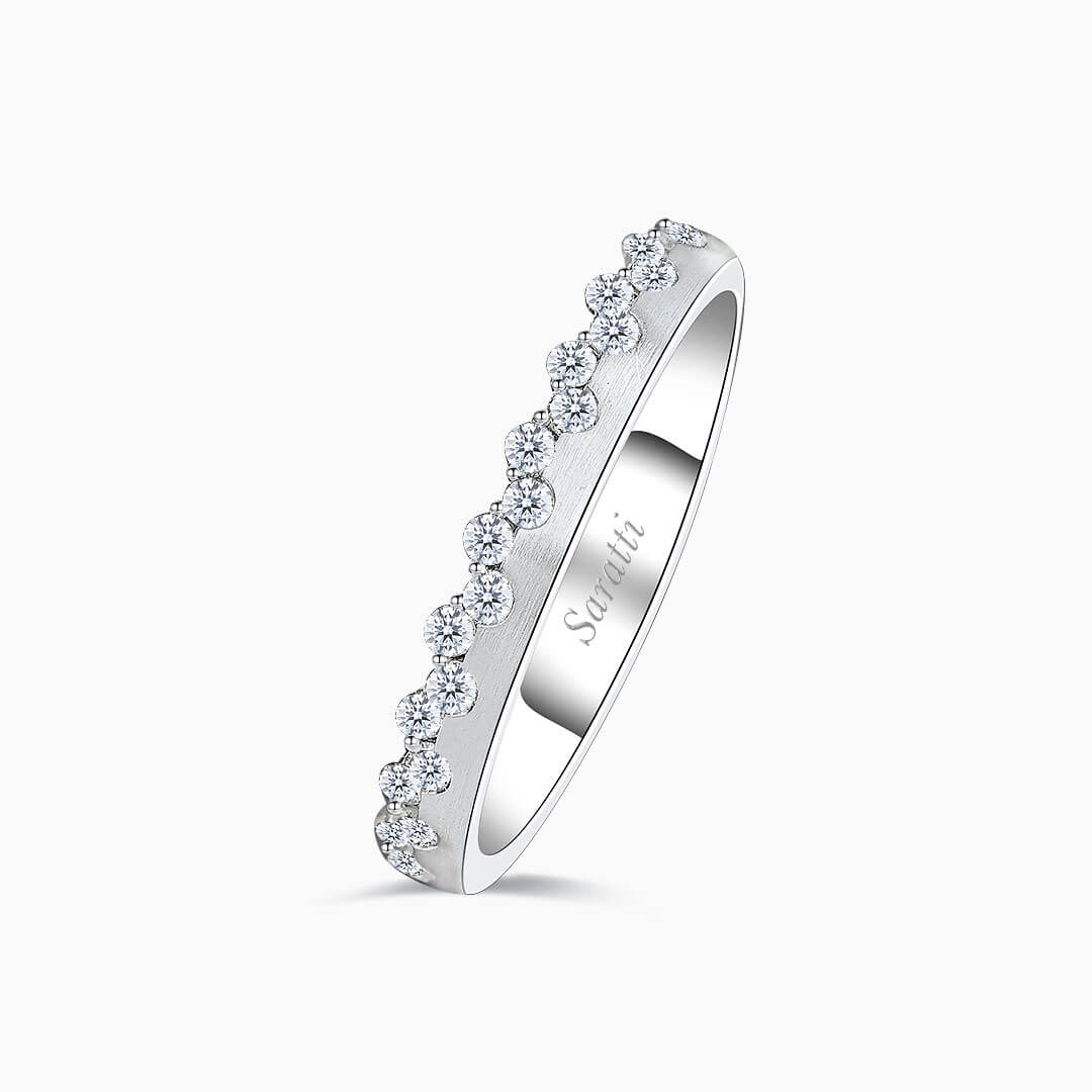 Prong Set Diamonds in the Tiara Diamond Eternity Wedding Band close up | Saratti