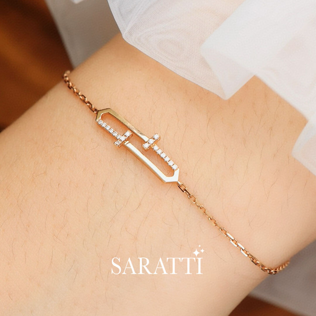 Model Wears one Clou Courbé II Diamond Bracelet for Women | Saratti 