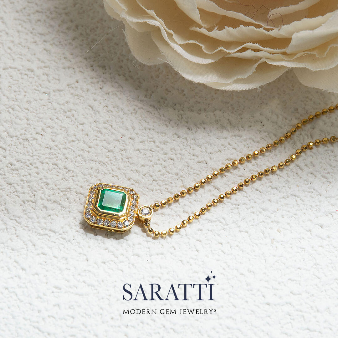 Green Natural Emerald Gemstone Necklace in 18K Gold | Saratti Jewelry