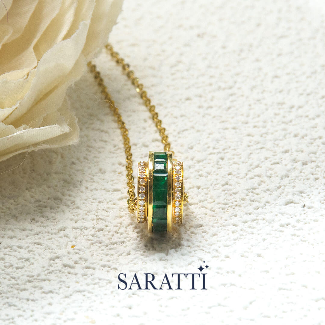 Emerald Roulette Motif | Roulette Verte Emerald Pendant Necklace | Saratti Fine Jewelry 