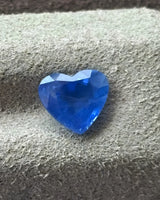Natural Blue Sapphire Heart Cut facet detail | SARATTI