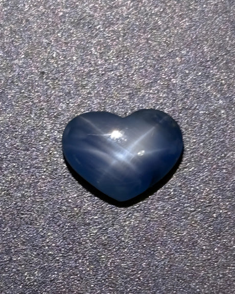 Natural Blue Star Sapphire heart cabochon close-up | SARATTI