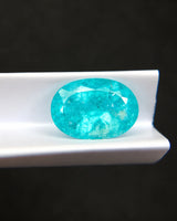Natural Brazilian Neon Greenish Blue Paraiba Tourmaline 4.67ct oval modified brilliant cut gemstone close-up view | SARATTI
