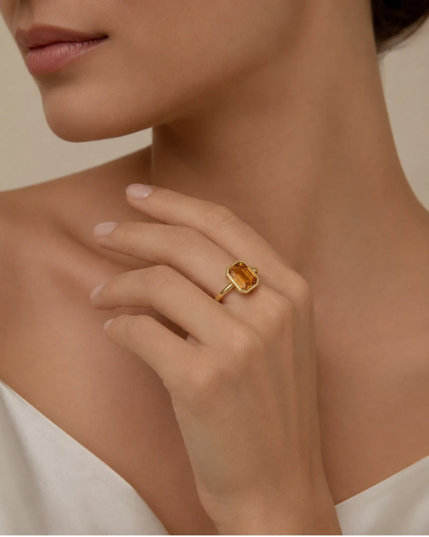 Natural Imperial Topaz setting with orange sapphires and diamonds yellow gold | SARATTI