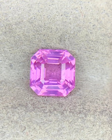 Natural Lavender Sapphire 1.52ct Asscher close-up loose gemstone | SARATTI