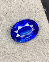 Natural Royal Blue Sapphire 2.05 carats oval modified brilliant cut gemstone close-up | SARATTI
