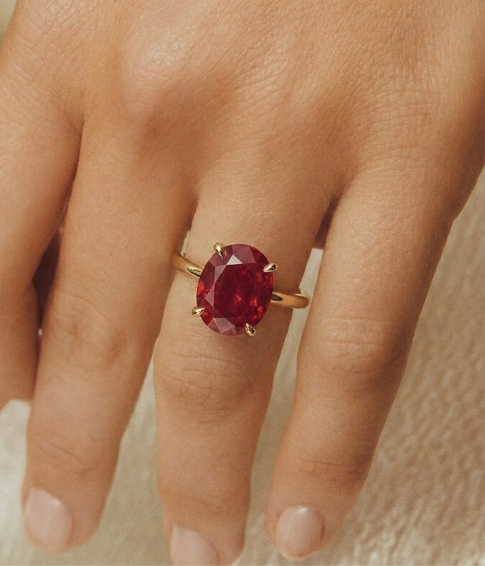 Natural Ruby Ring in 18K Yellow Gold | SARATTI | Natural Ruby Rings