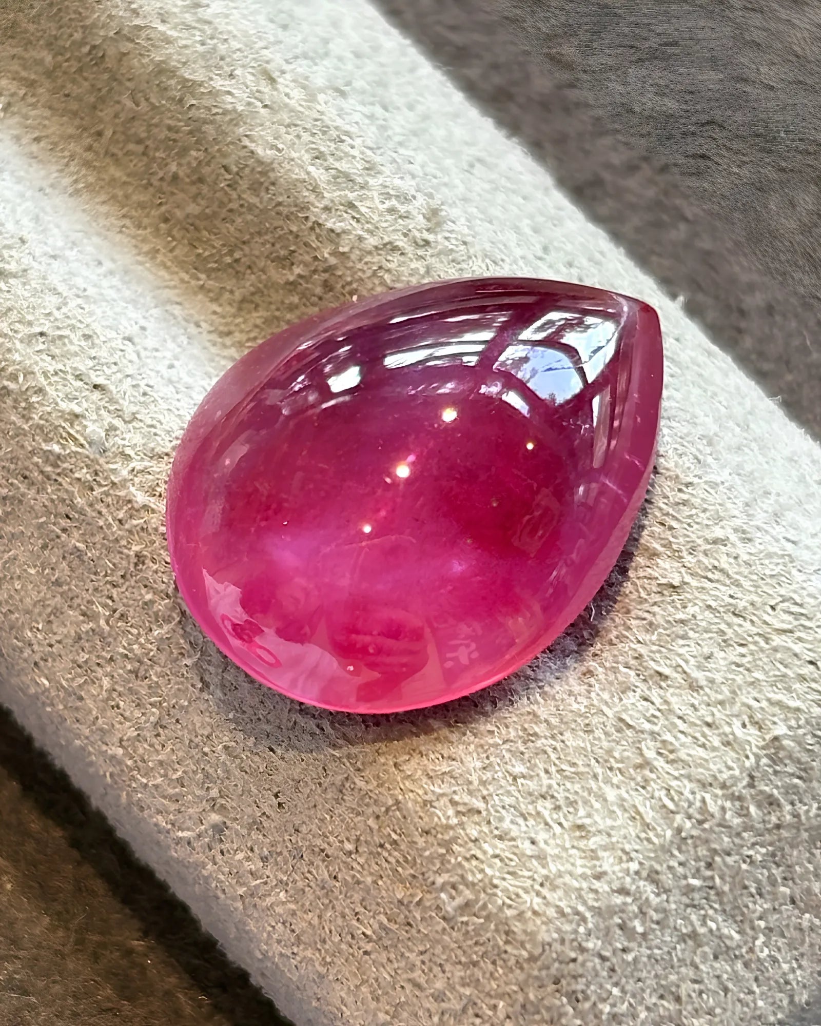 Natural Ruby teardrop loose gemstone close-up | SARATTI