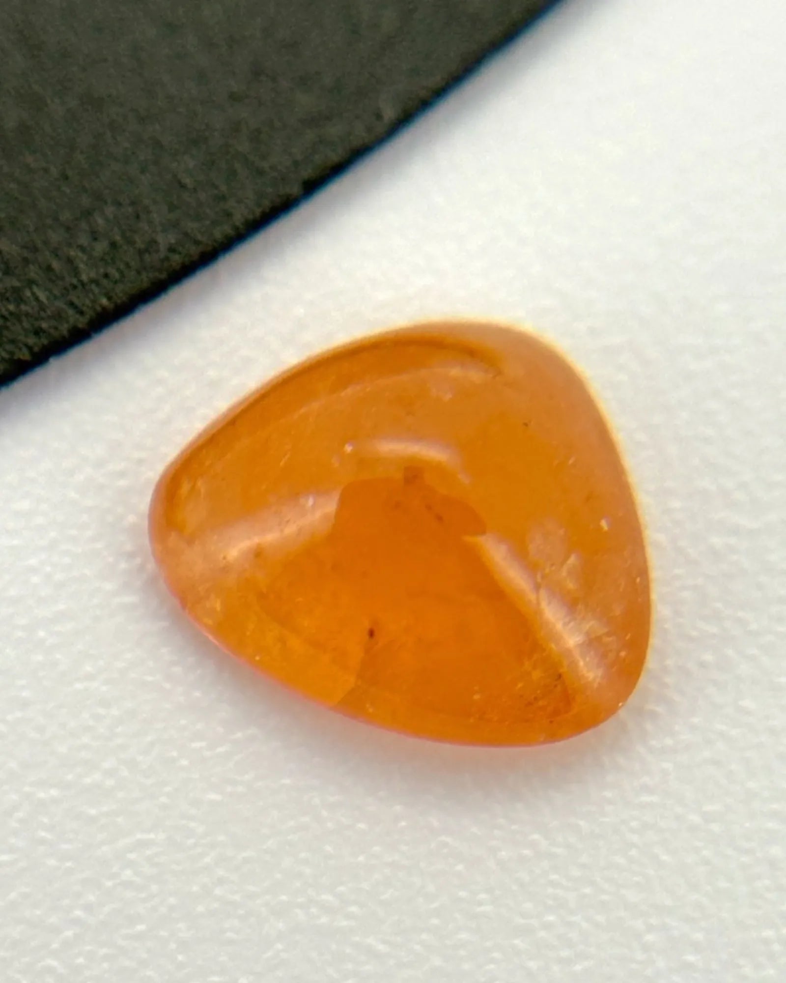 Natural Spessartine Garnet rounded triangular cabochon | SARATTI