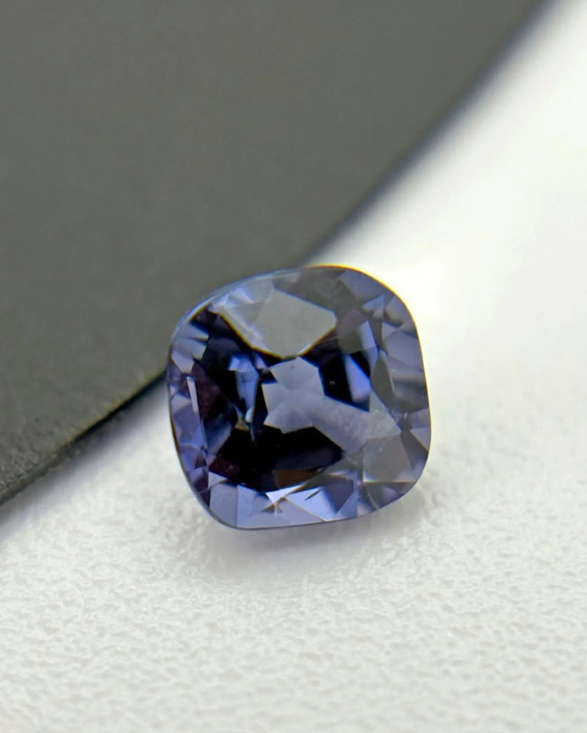 Natural Spinel cushion top view with reflective facet structure | SARATTI