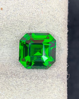 Natural Tsavorite Garnet loose gemstone 7.32 × 7.06 × 5.10mm | SARATTI