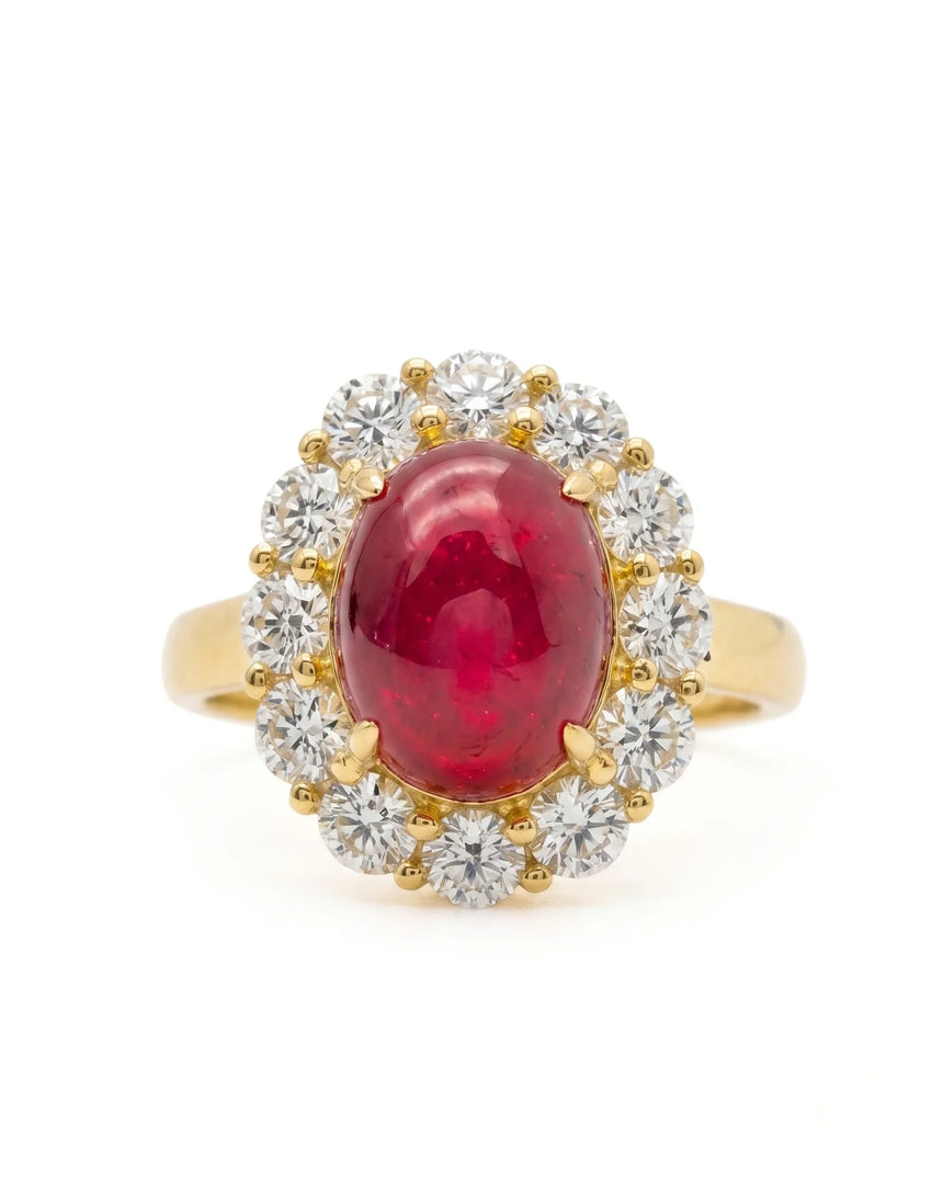 Natural cabochon ruby ring with brilliant round diamonds in yellow gold | SARATTI