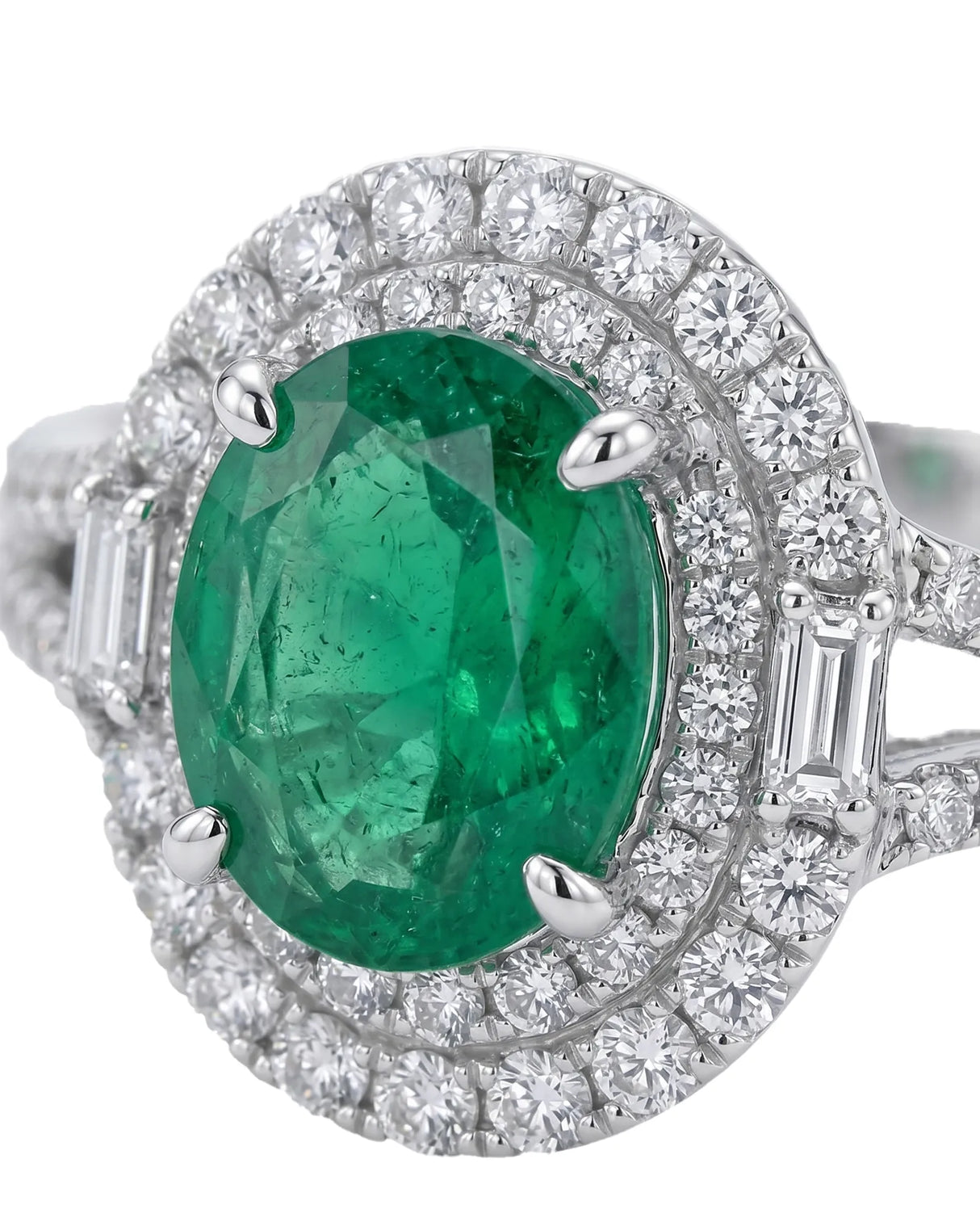 Natural emerald and diamond split shank statement ring in white gold | SARATTI