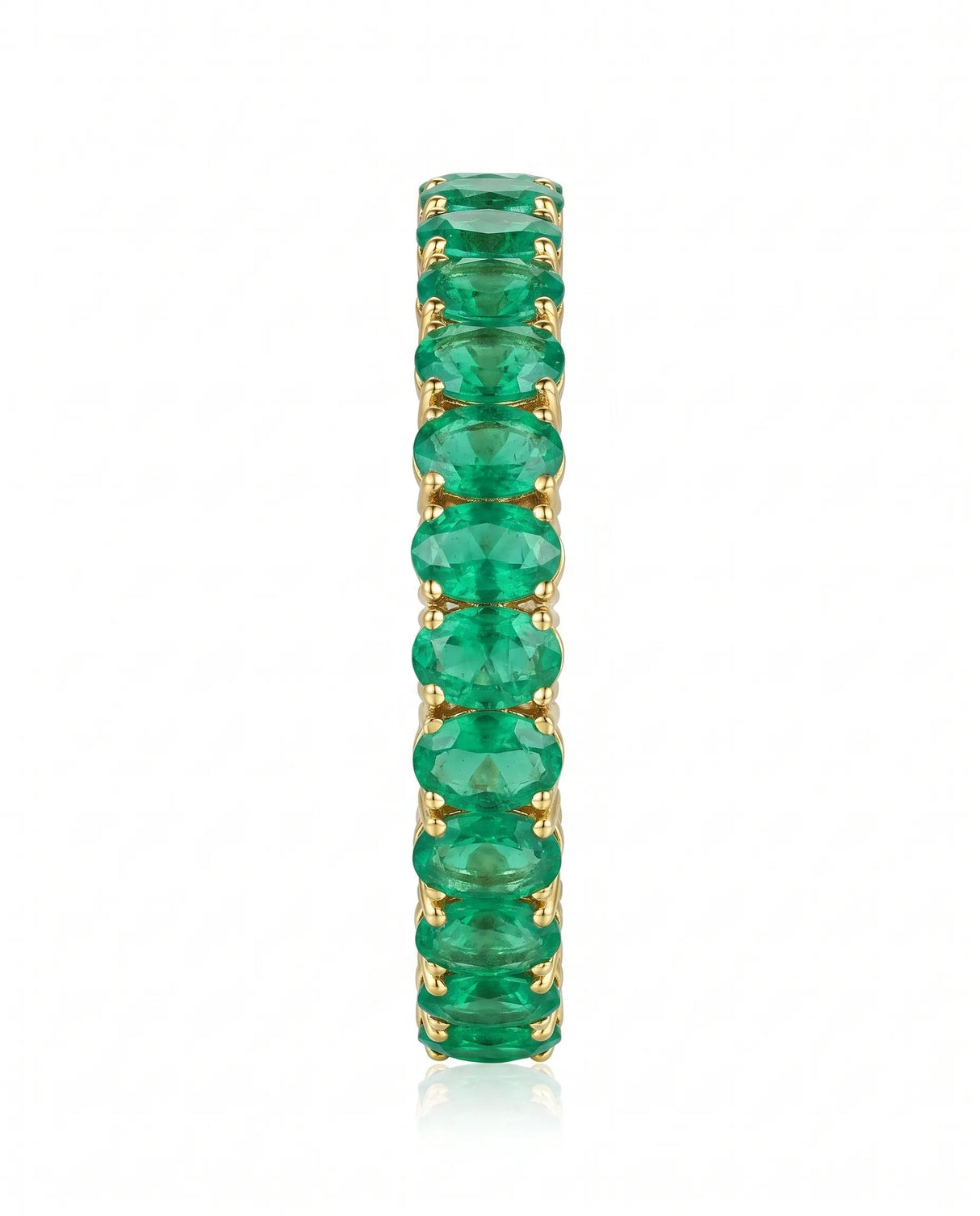 Natural emerald full band ring in 18K yellow gold | SARATTI
