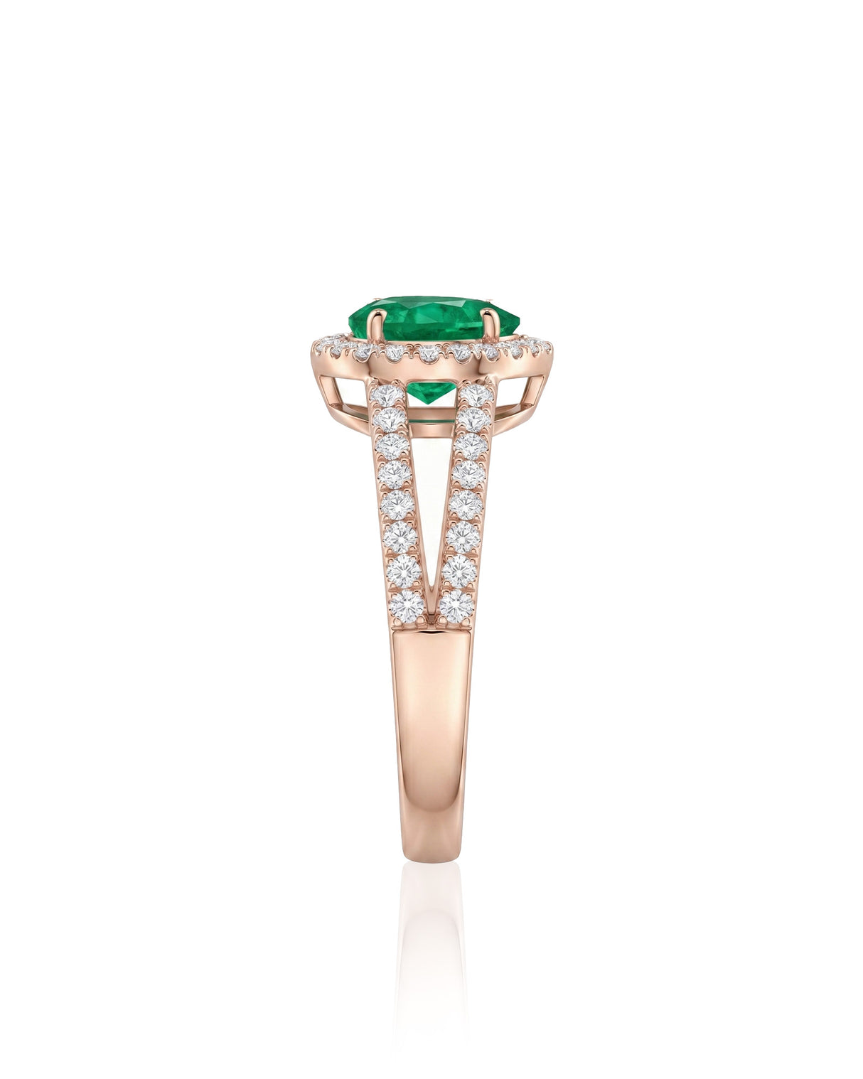 Natural emerald halo ring in 18K rose gold | SARATTI
